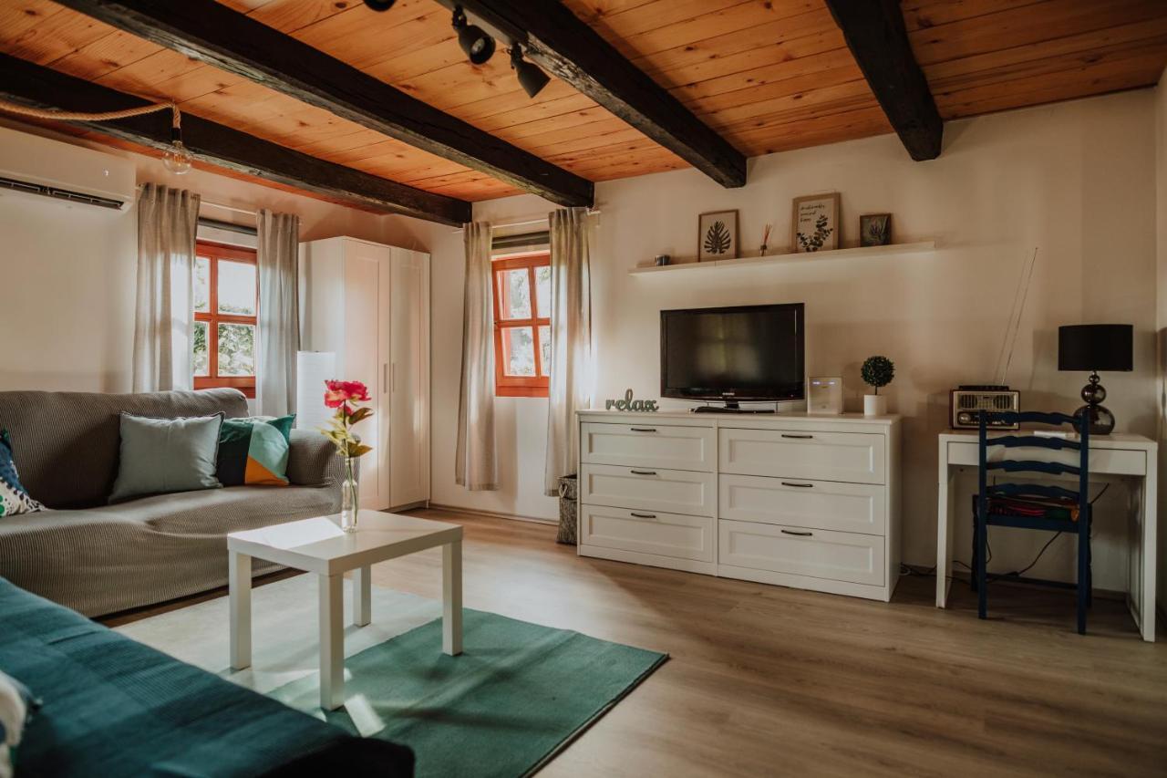 Vila Kuca Za Odmor Lang Karlovac Exteriér fotografie