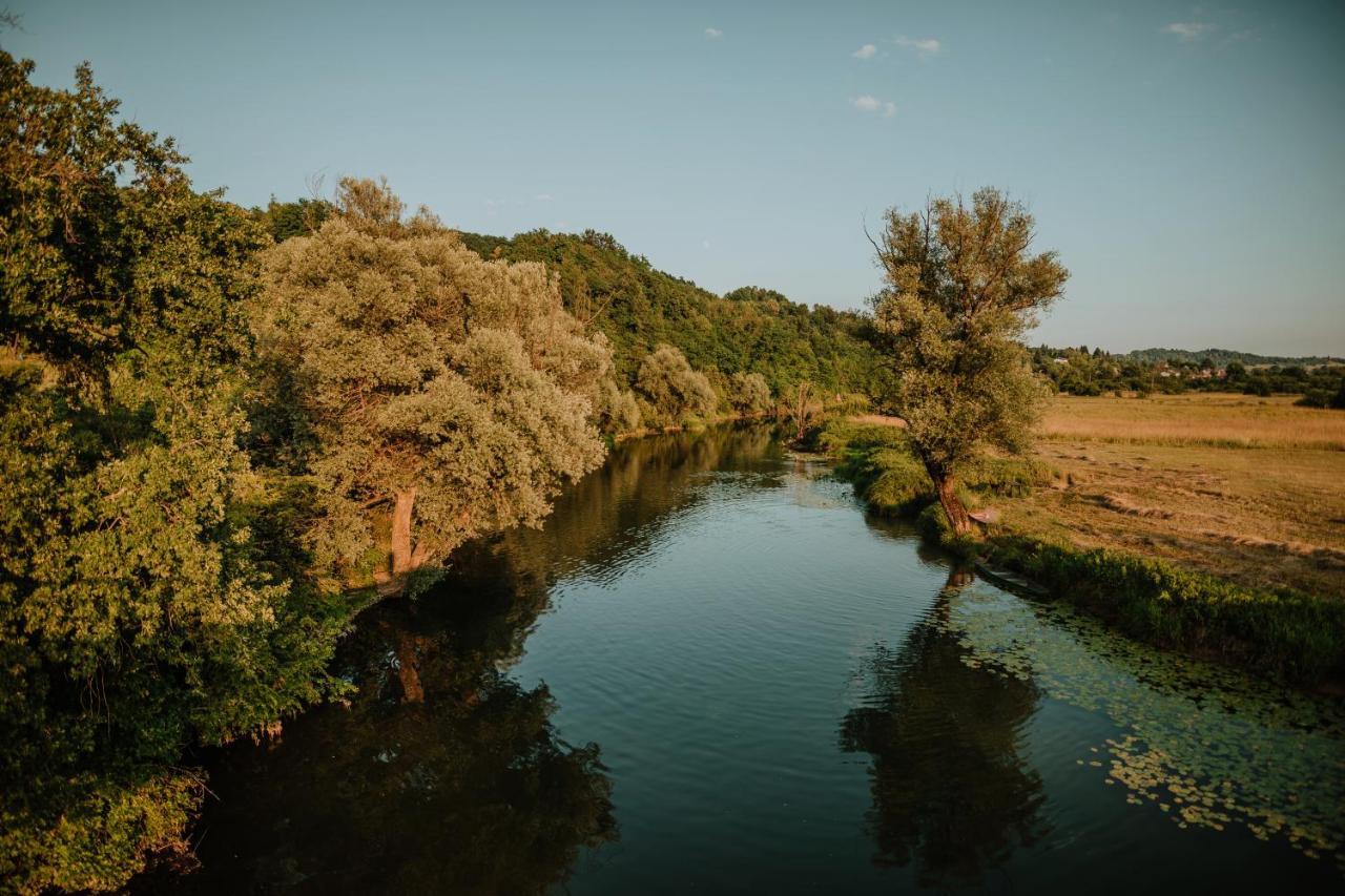 Vila Kuca Za Odmor Lang Karlovac Exteriér fotografie