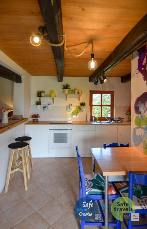 Vila Kuca Za Odmor Lang Karlovac Exteriér fotografie